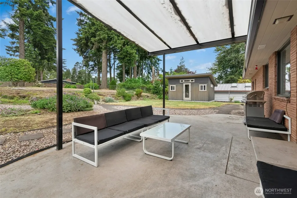 4612 View Drive Everett WA 98920