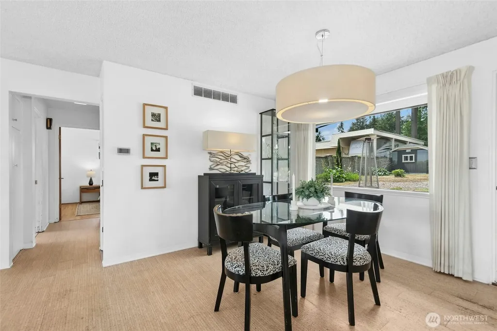 4612 View Drive Everett WA 98920