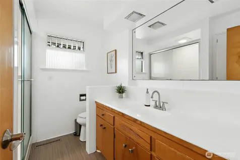 4612 View Drive Everett WA 98920
