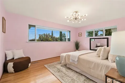 4612 View Drive Everett WA 98920