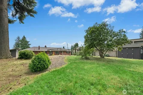 4612 View Drive Everett WA 98920
