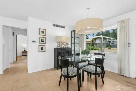 4612 View Drive Everett WA 98920