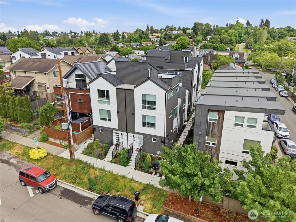 1816 24th Avenue S Seattle WA 98144