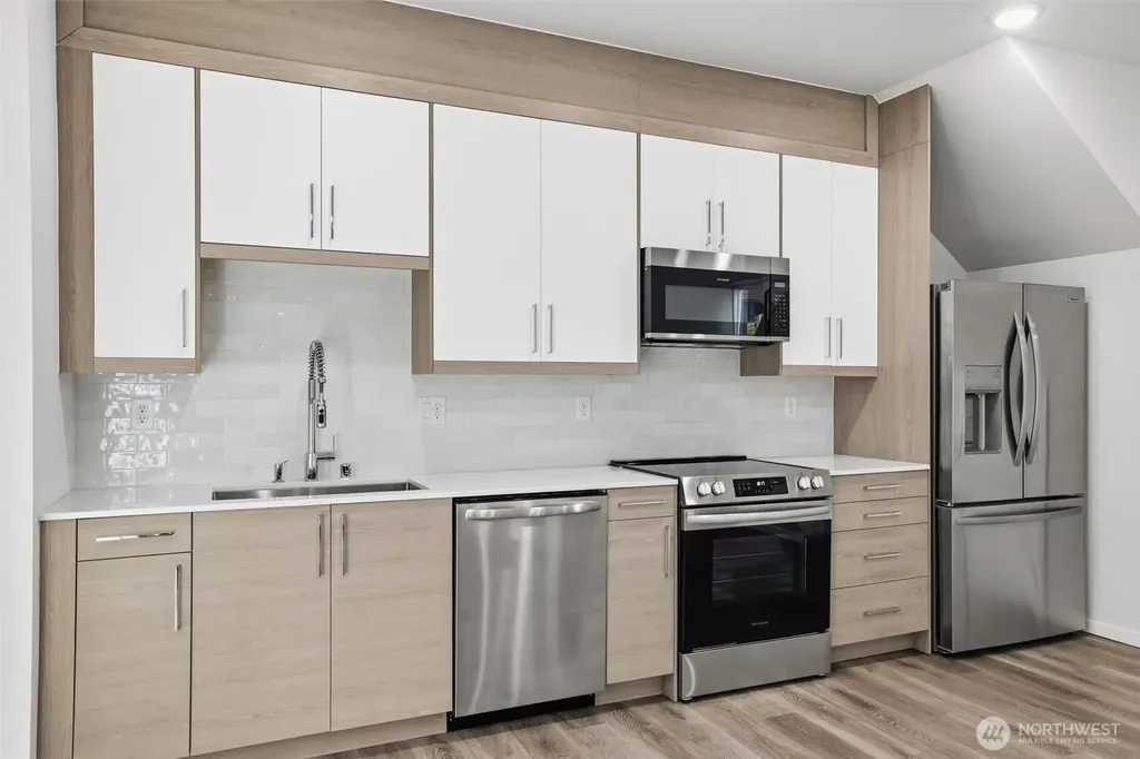 1816 24th Avenue S Seattle WA 98144