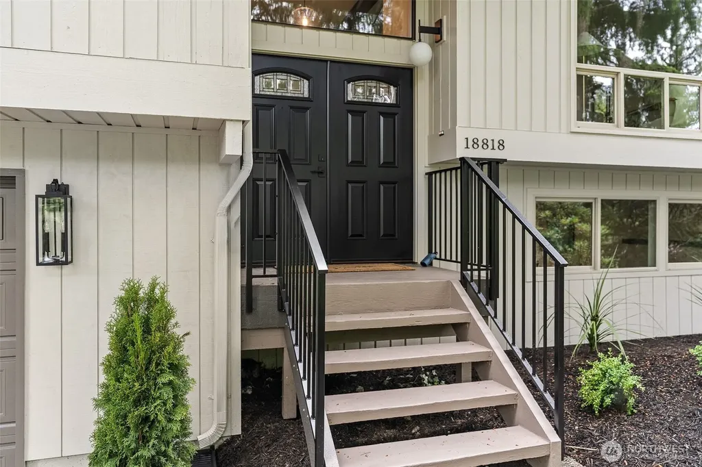 18818 181st Place NE Woodinville WA 98077