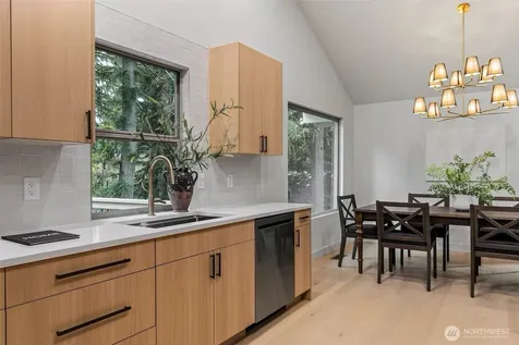 18818 181st Place NE Woodinville WA 98077