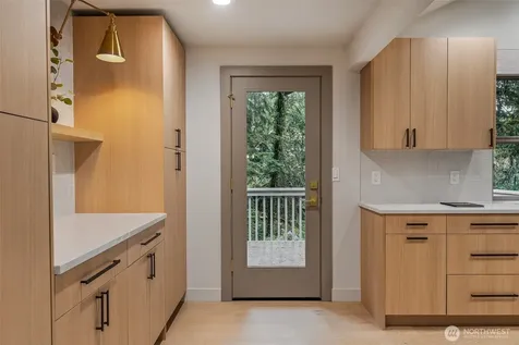 18818 181st Place NE Woodinville WA 98077