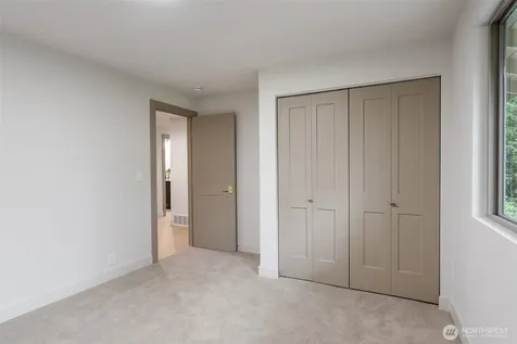 18818 181st Place NE Woodinville WA 98077