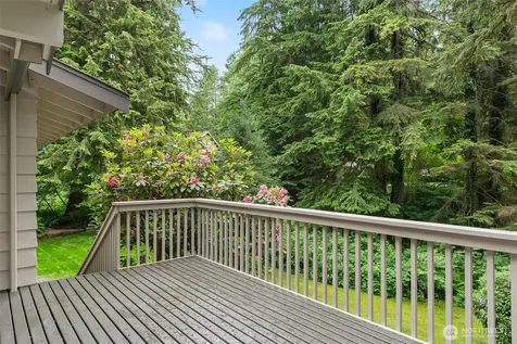 18818 181st Place NE Woodinville WA 98077