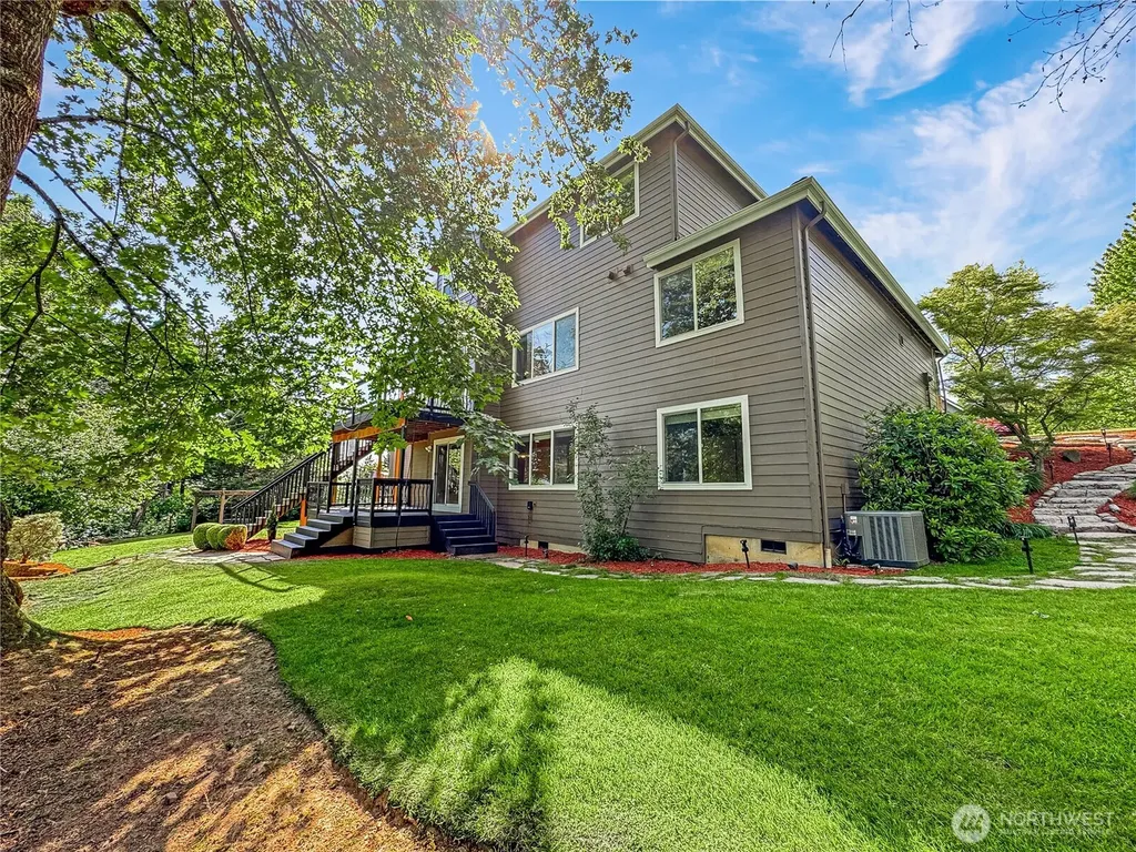 1130 NW Klickitat Lane Camas WA 98607