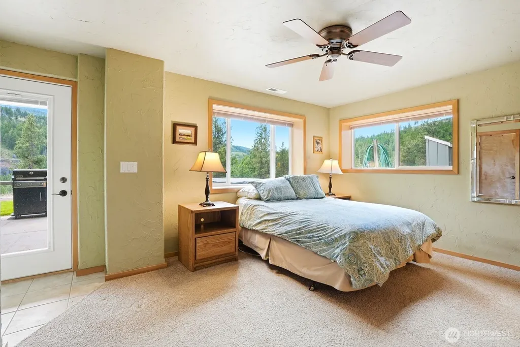7895 N Fork Road Yakima WA 98903