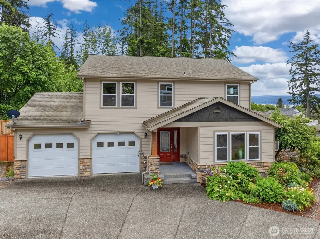 1963 NW Rampart Ridge Court Bremerton WA 98311