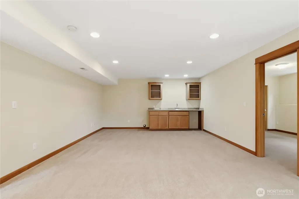 1963 NW Rampart Ridge Court Bremerton WA 98311