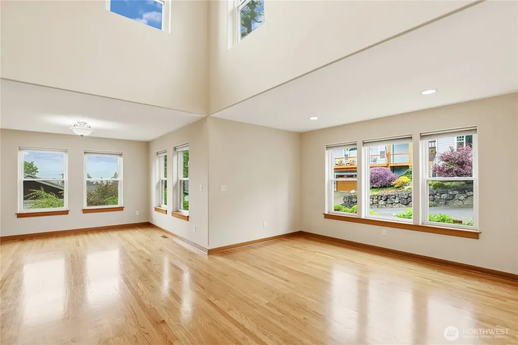 1963 NW Rampart Ridge Court Bremerton WA 98311