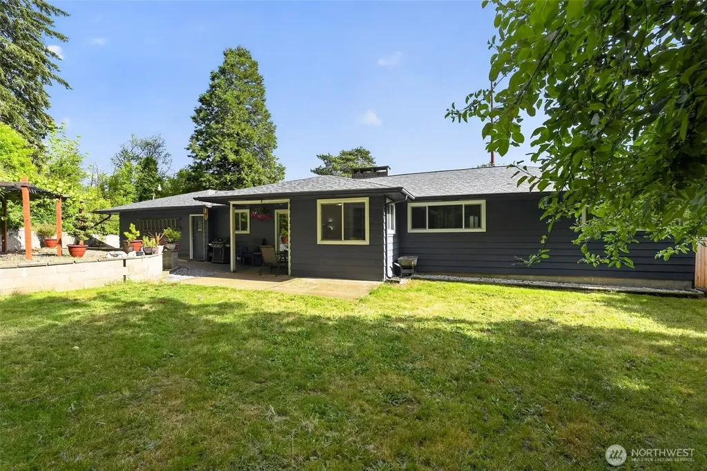 621 E Summa Street Centralia WA 98531