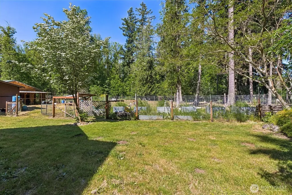 15711 Vail Cut Off Road SE Rainier WA 98576