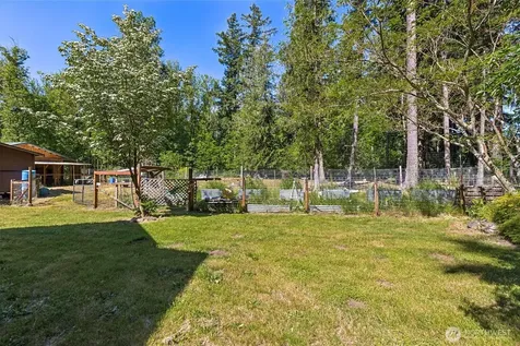 15711 Vail Cut Off Road SE Rainier WA 98576