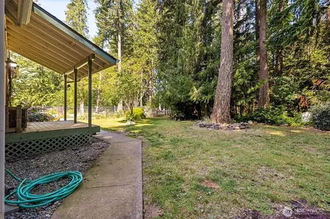 15711 Vail Cut Off Road SE Rainier WA 98576