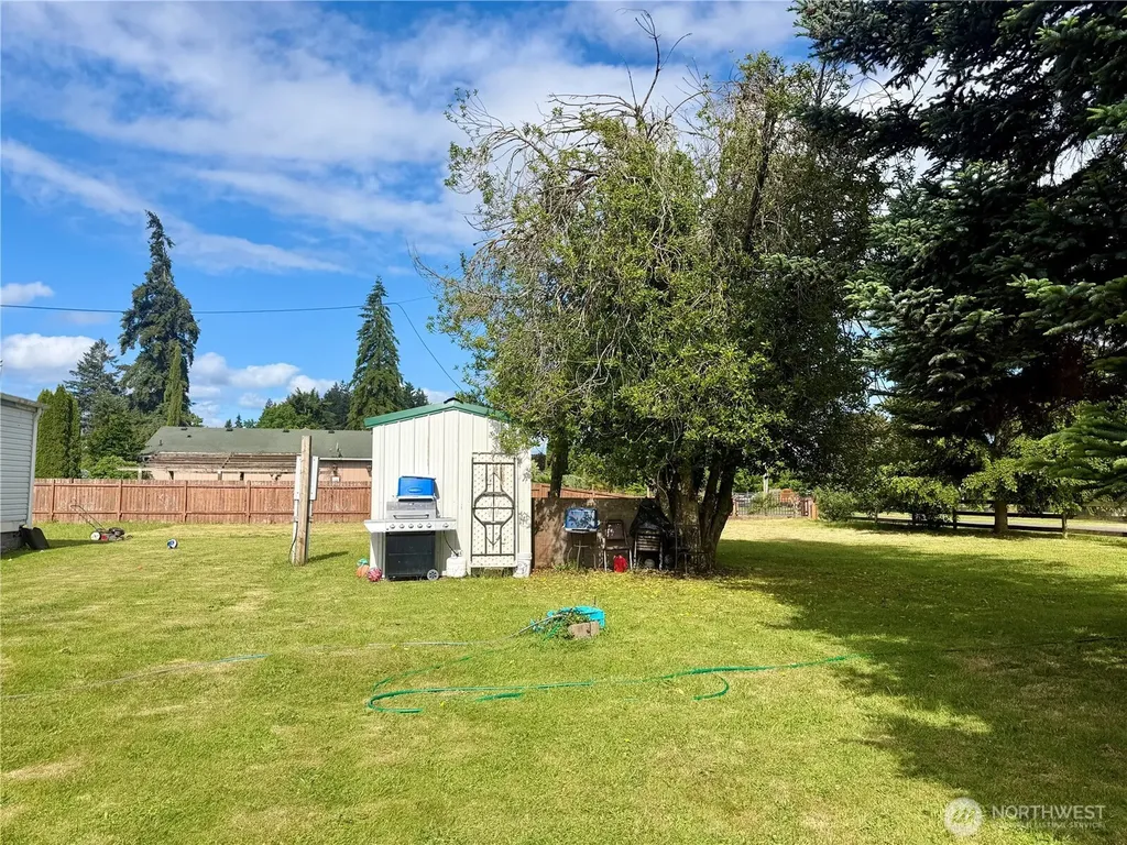 6823 201st Avenue SW Centralia WA 98531