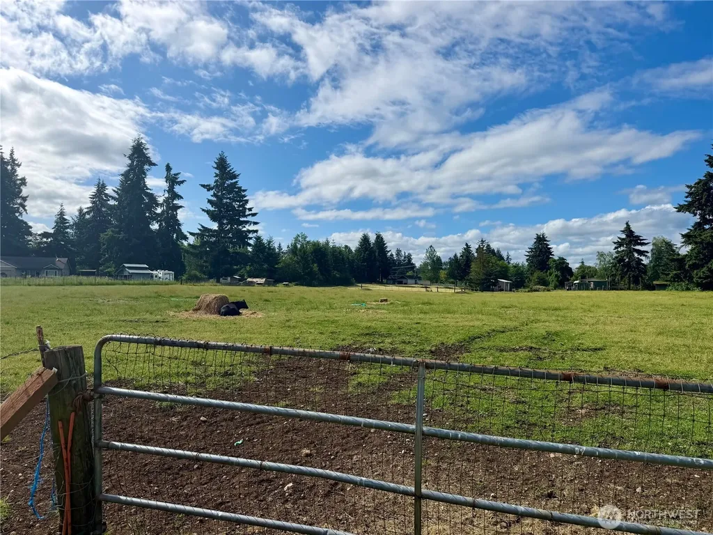 6823 201st Avenue SW Centralia WA 98531