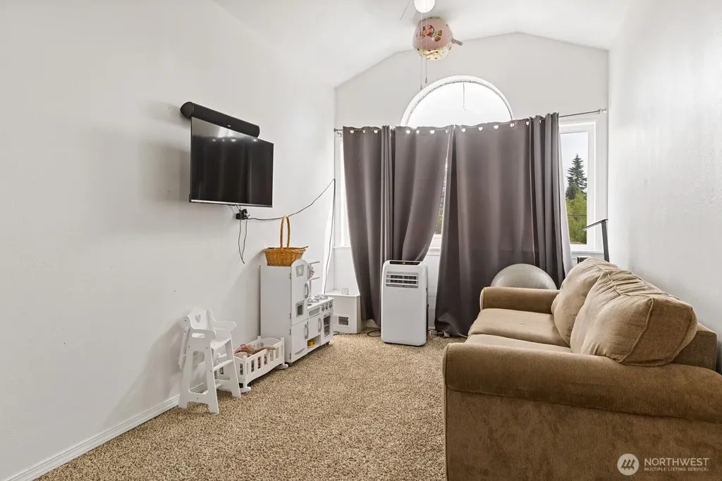 437 Jameson Street Sedro Woolley WA 98284