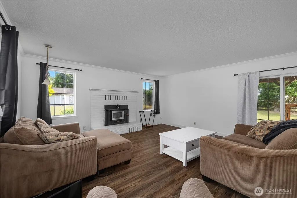 18426 Old Hwy 99 SW Rochester WA 98579
