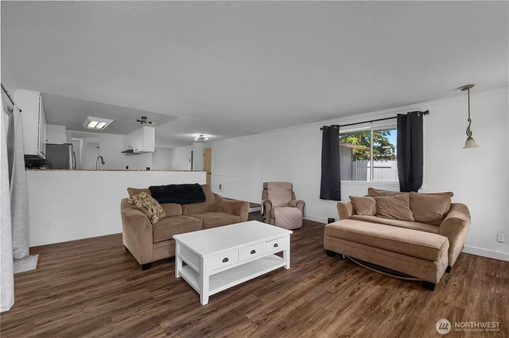 18426 Old Hwy 99 SW Rochester WA 98579