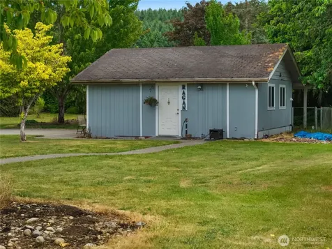 18426 Old Hwy 99 SW Rochester WA 98579