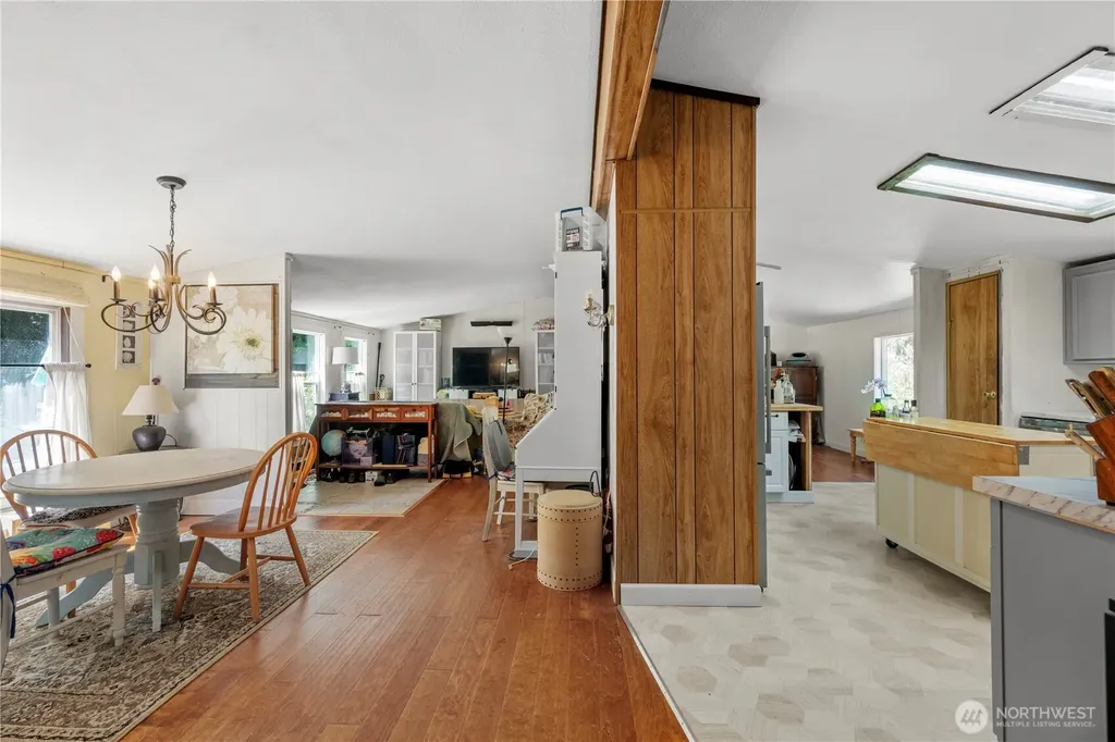 3036 Emerald Crescent Court Camano Island WA 98282