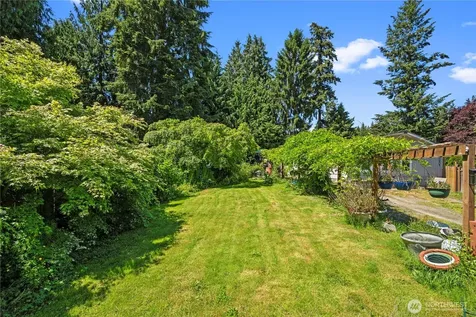 3036 Emerald Crescent Court Camano Island WA 98282