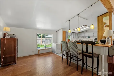 3036 Emerald Crescent Court Camano Island WA 98282