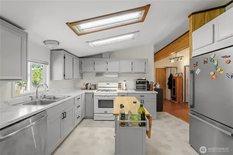 3036 Emerald Crescent Court Camano Island WA 98282