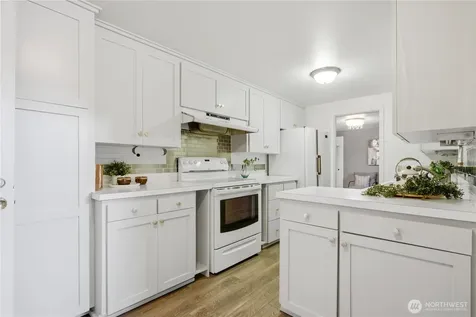 9837 Belfair Road Bellevue WA 98004