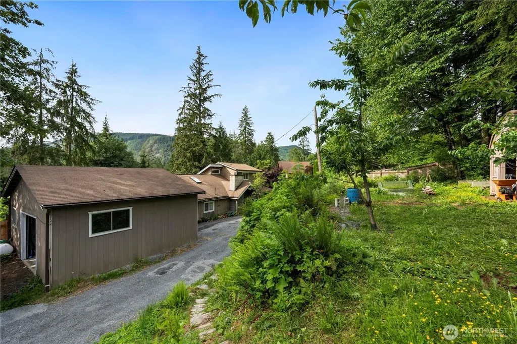 19727 Sauk Trail Granite Falls WA 98252