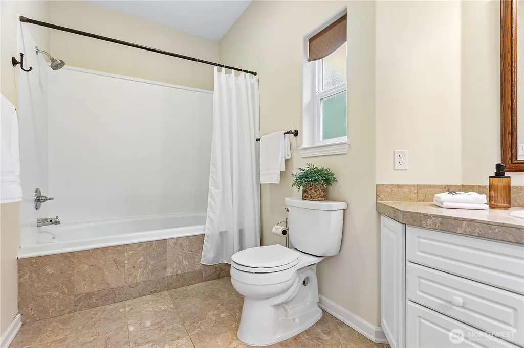 23 Lost Lake Lane Bellingham WA 98229