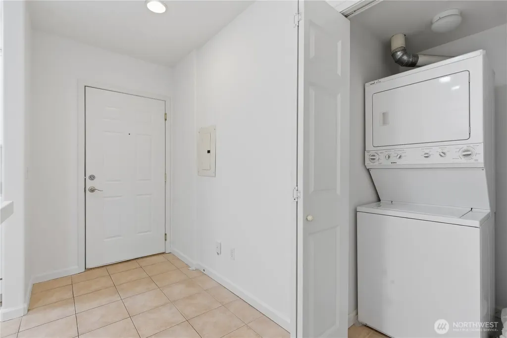 4722 12th Avenue NE Seattle WA 98105