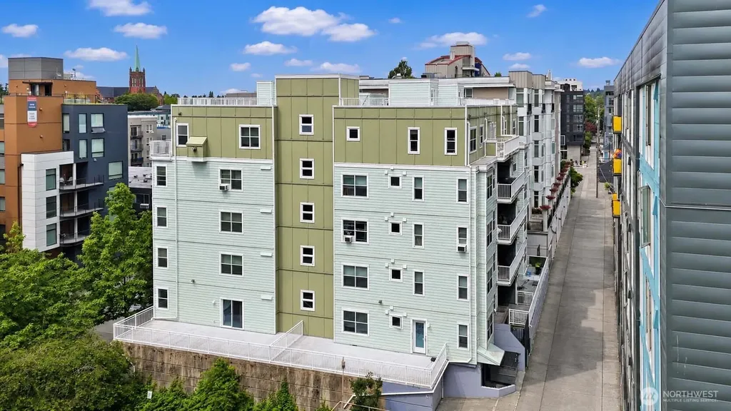 4722 12th Avenue NE Seattle WA 98105
