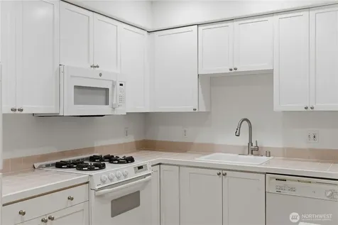 4722 12th Avenue NE Seattle WA 98105