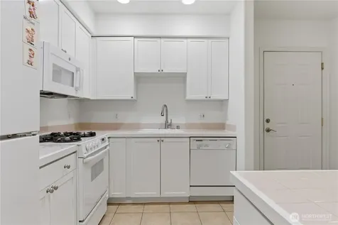 4722 12th Avenue NE Seattle WA 98105