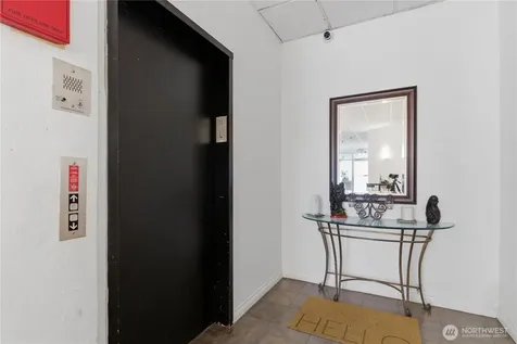 4722 12th Avenue NE Seattle WA 98105