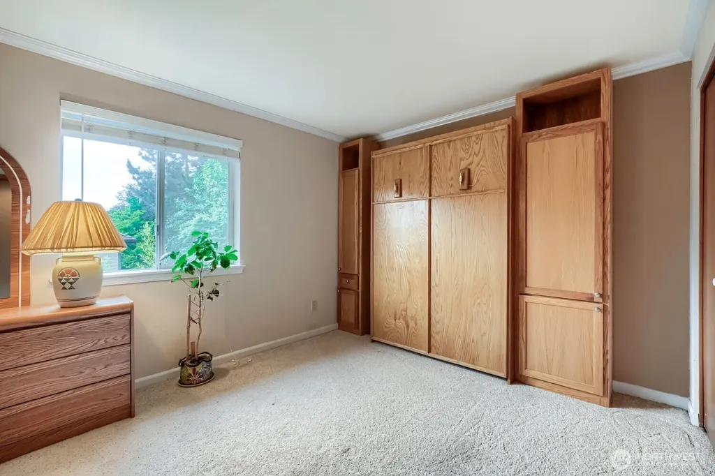 15827 SE 156th Court Renton WA 98058