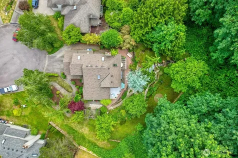 15827 SE 156th Court Renton WA 98058