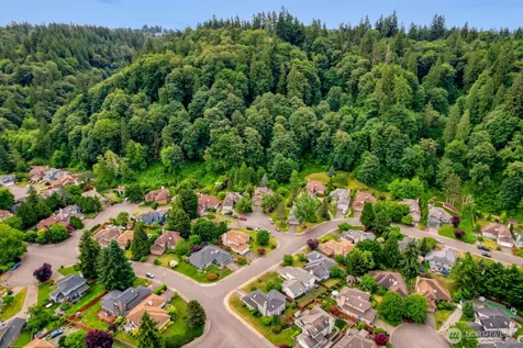 15827 SE 156th Court Renton WA 98058