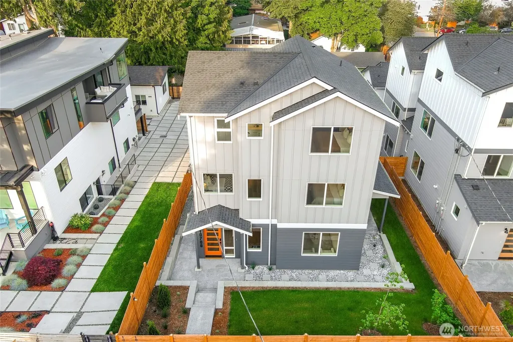 10708 Linden Avenue N Seattle WA 98133