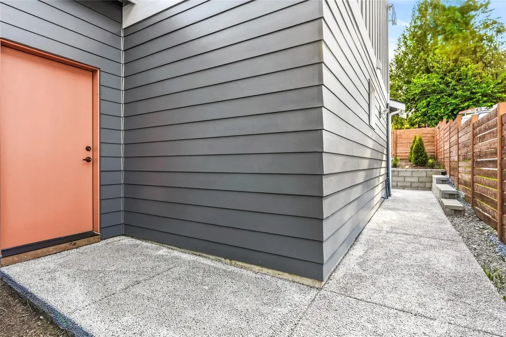10708 Linden Avenue N Seattle WA 98133