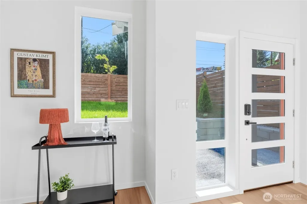 10708 Linden Avenue N Seattle WA 98133