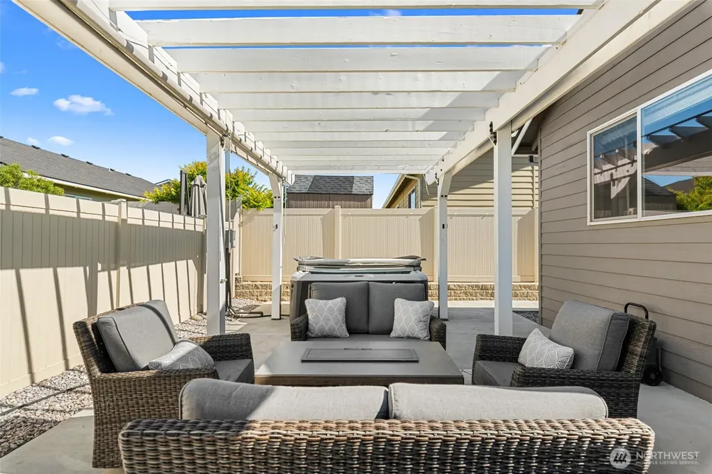 284 S Nevada Avenue East Wenatchee WA 98802