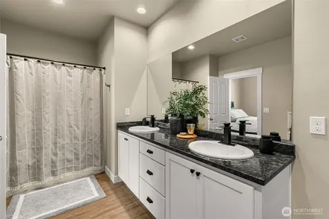 284 S Nevada Avenue East Wenatchee WA 98802
