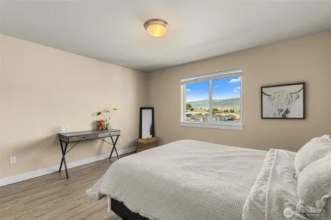 284 S Nevada Avenue East Wenatchee WA 98802