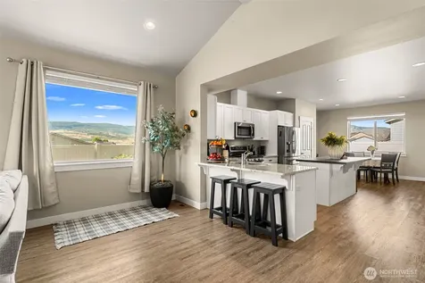 284 S Nevada Avenue East Wenatchee WA 98802
